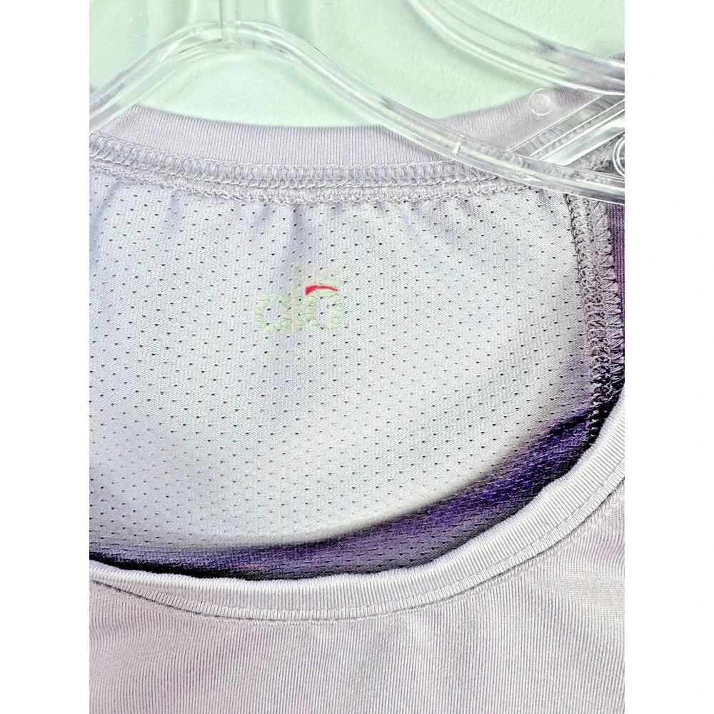 Alo Yoga S Coolfit Mesh Lavander Short Sleeve Workout Running T-Shirt